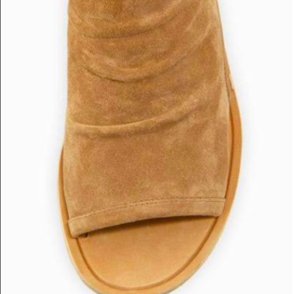 Vince Thalia slouchy sandals, Sz 8